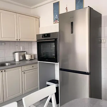 Barat Vendeghaz - Cosy - Teljes Haz Privat Udvarral - 4 Szoba, 2 Fuerdo 아파트